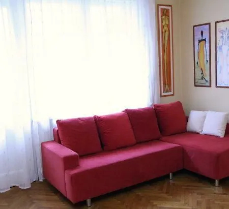 Centre Cosy Apartment *